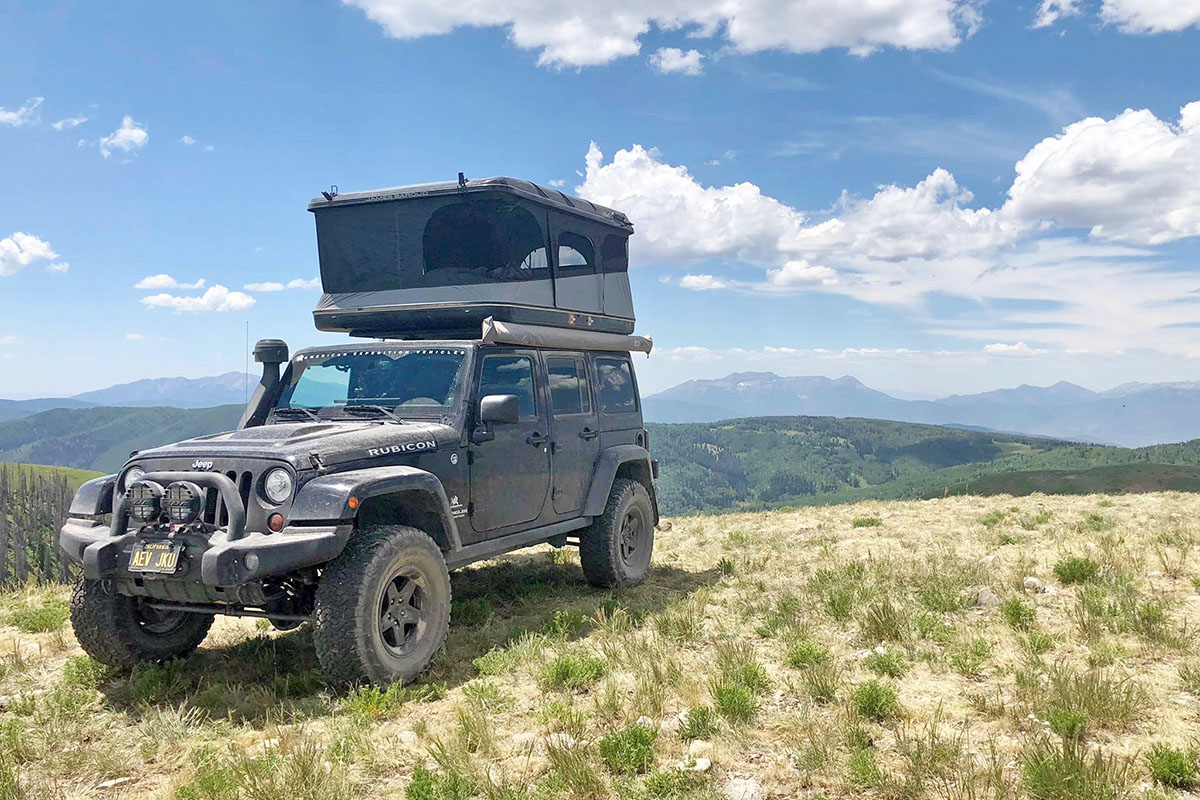 James Baroud Evasion XXL rooftop tent (on Jeep)